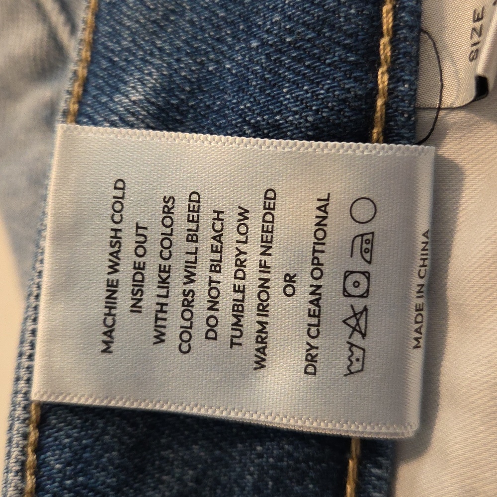 Lovervet Straight Leg Light Wash Jeans - Picture 15 of 15